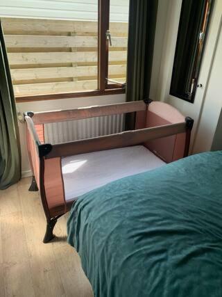 פוטן Hottub Forest Chalet Op De Veluwe! מראה חיצוני תמונה